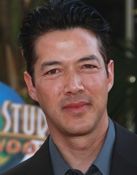 xem phim Russell Wong